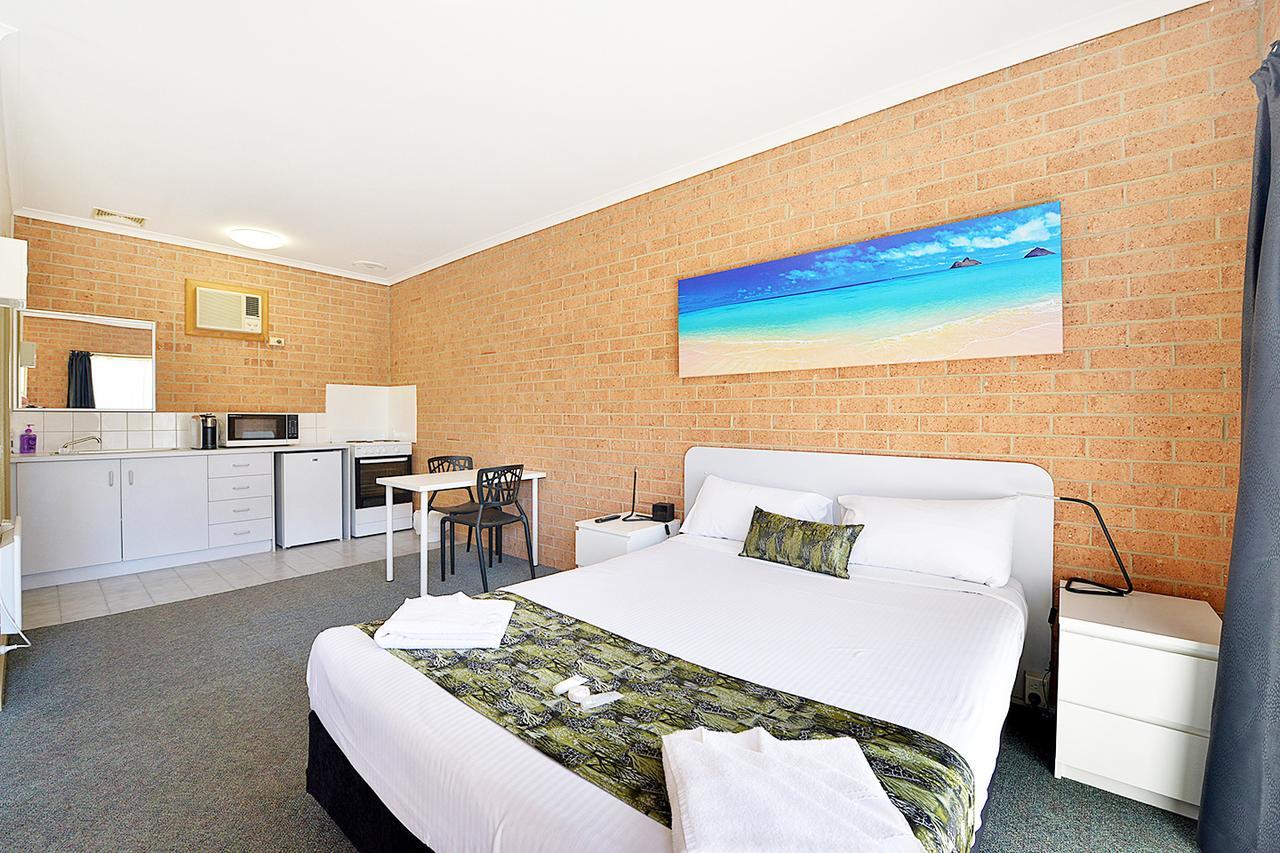 Cranbourne Motor Inn Ngoại thất bức ảnh